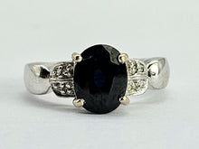 Cargar imagen en el visor de la galería, 0773: Vintage: 18ct White Gold Royal Blue Sapphires Diamonds Ring- crisp, clean, sparkling, nice weight