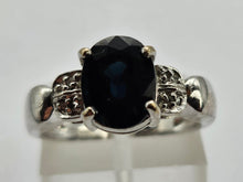 Cargar imagen en el visor de la galería, 0773: Vintage: 18ct White Gold Royal Blue Sapphires Diamonds Ring- crisp, clean, sparkling, nice weight