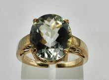 Load image into Gallery viewer, 6342: Vintage: 9ct Gold Large Mint Green Tourmaline Cocktail Ring-