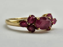 Load image into Gallery viewer, 6343 Vintage: 9ct Gold 7 Raspberry Rubies Geometric Set Dress Ring
