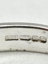 Cargar imagen en el visor de la galería, 1320: Vintage: 9ct White Gold Demantoid Garnet Solitaire Ring- superb