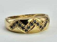 Load image into Gallery viewer, 9179 Vintage: rare 9ct Gold 17 Black Diamonds Ring- sparkling symmetry