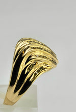 Load image into Gallery viewer, 0991 Vintage: Statement 9ct Gold 42 Yellow Diamonds Dress Ring
