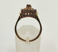 Cargar imagen en el visor de la galería, 1142: Vintage: 9ct Gol Art Deco Style Garnets Geometric Set Ring- Date- Mark 1972