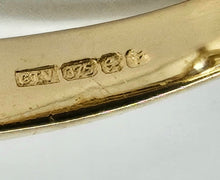 Cargar imagen en el visor de la galería, 1265: Vintage: 9ct Gold Marquise Cut Blue Iolites Cocktail Ring- captivating design
