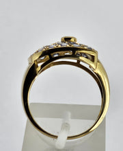 Cargar imagen en el visor de la galería, 1313: Vintage: Statement 9ct Gold Violet Blue Iolites Cocktail Ring- extraordinary