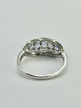 Cargar imagen en el visor de la galería, 0356: Vintage; 9ct White Gold Tanzanites Diamonds Dress Ring- crisp, clean, eye candy