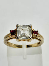 Cargar imagen en el visor de la galería, 1037: Vintage: 9ct Gold Glacier Zircon Tequila Sapphires Dress Ring- gorgeous combination