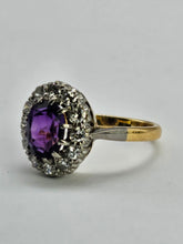 Load image into Gallery viewer, 1071: Vintage: 18ct Gold Platinum Amethyst Diamonds Cluster Ring