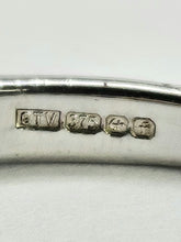Load image into Gallery viewer, 1321: Vintage: 9ct White Gold Orange Citrine  Openwork Shank Ring- delightful