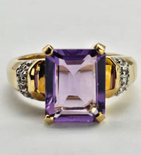 Load image into Gallery viewer, 6337 Vintage: 9ct Gold Large Emerald Cut Amethyst Glacier Topaz Cocktail Ring