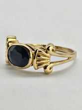 Cargar imagen en el visor de la galería, 1323: Vintage: 9ct Gold Australian Blue Sapphire Art Deco Style Ring