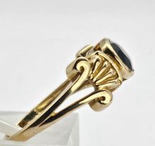 Cargar imagen en el visor de la galería, 1323: Vintage: 9ct Gold Australian Blue Sapphire Art Deco Style Ring