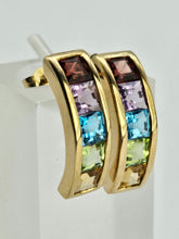 Load image into Gallery viewer, 0969: Vintage: 9ct Gold Princess Cut Multi-Gem Stud Earrings-