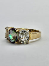 Load image into Gallery viewer, 6338 Vintage: Statement: 9ct Gold Caribbean Topaz Glacier Topaz Trilogy Ring