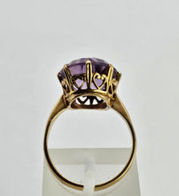 Cargar imagen en el visor de la galería, 0971: Vintage & Old: 9ct Gold Round Cut Amethyst Solitaire Ring- mature hues.