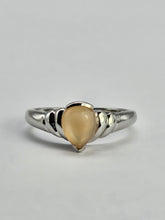 Load image into Gallery viewer, 1049: Vintage: 9ct White Gold Cabochon Cut Opal Solitaire Ring
