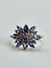 Load image into Gallery viewer, 1065: Vintage: 9ct Gold Violet Blue Tanzanites Flower Cluster Ring