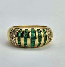 Load image into Gallery viewer, 6304 Vintage: 18ct Gold Art Deco Style Cocktail Ring- exquisite statement