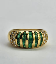 Load image into Gallery viewer, 6304 Vintage: 18ct Gold Art Deco Style Cocktail Ring- exquisite statement