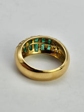 Load image into Gallery viewer, 6304 Vintage: 18ct Gold Art Deco Style Cocktail Ring- exquisite statement