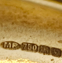 Load image into Gallery viewer, 6304 Vintage: 18ct Gold Art Deco Style Cocktail Ring- exquisite statement