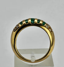Load image into Gallery viewer, 6304 Vintage: 18ct Gold Art Deco Style Cocktail Ring- exquisite statement