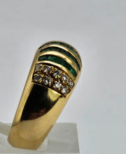 Load image into Gallery viewer, 6304 Vintage: 18ct Gold Art Deco Style Cocktail Ring- exquisite statement