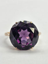 Load image into Gallery viewer, 6317 Vintage: 9ct Rose Gold Round Cut Purple Sapphire Solitaire Ring