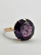 Load image into Gallery viewer, 6317 Vintage: 9ct Rose Gold Round Cut Purple Sapphire Solitaire Ring