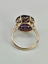 Load image into Gallery viewer, 6317 Vintage: 9ct Rose Gold Round Cut Purple Sapphire Solitaire Ring