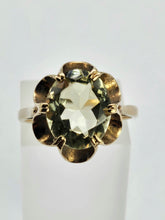 Cargar imagen en el visor de la galería, 0979: Vintage: 9ct Gold Yellow Citrine Solitaire Ring- mature hues, lovely colours