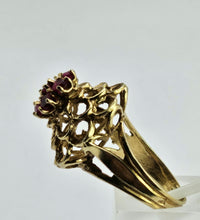 Cargar imagen en el visor de la galería, 1252: Vintage: 14ct Gold 7 Rubies Swirl Statement Cocktail Ring- remarkable, good weight