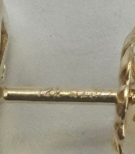 Load image into Gallery viewer, 1124: Vintage: 14ct Gold Square Cut Rich Red Garnet Stud Earrings