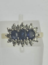 Load image into Gallery viewer, 6334: Vintage: 18ct Gold Cornflower Blue Sapphires 16 Diamonds Dress Ring- exquisite example. date mark 1992