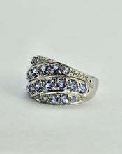 Cargar imagen en el visor de la galería, 1103: Vintage: : 9ct White Gold Tanzanites Statement Cocktail Ring- Fabulous
