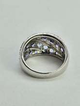 Cargar imagen en el visor de la galería, 1103: Vintage: : 9ct White Gold Tanzanites Statement Cocktail Ring- Fabulous