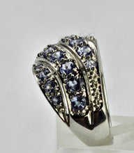 Cargar imagen en el visor de la galería, 1103: Vintage: : 9ct White Gold Tanzanites Statement Cocktail Ring- Fabulous
