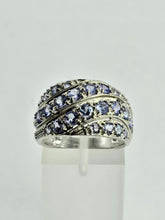 Cargar imagen en el visor de la galería, 1103: Vintage: : 9ct White Gold Tanzanites Statement Cocktail Ring- Fabulous