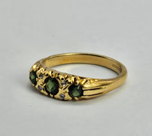 Cargar imagen en el visor de la galería, 1207: Vintage: 18ct Gold Tsavorites (Green Garnets) Diamonds Dress Ring- a rare find, exquisite combination