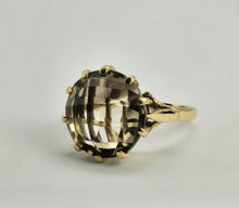 Cargar imagen en el visor de la galería, 1394: Vintage: 9ct Gold Round Cut Quartz Statement Cocktail Ring- Date-Mark 1967