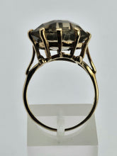 Cargar imagen en el visor de la galería, 1394: Vintage: 9ct Gold Round Cut Quartz Statement Cocktail Ring- Date-Mark 1967