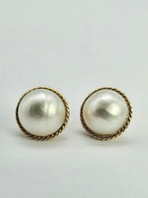 Load image into Gallery viewer, 1402: Vintage: 9ct Gold Large Cultured Pearl Stud/Clip Earrings- lovely and substantial