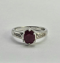 Cargar imagen en el visor de la galería, 1411: Vintage: 9ct White Gold Rich Red Ruby Diamonds Dress Ring- crisp, clean , eye candy