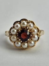 Cargar imagen en el visor de la galería, 1421: Vintage: Large 9ct Gold Garnet Seed Pearls Cocktail Ring- Date- Mark 1963