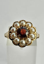 Cargar imagen en el visor de la galería, 1421: Vintage: Large 9ct Gold Garnet Seed Pearls Cocktail Ring- Date- Mark 1963