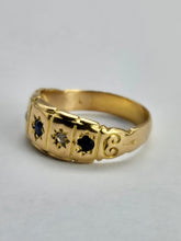 Cargar imagen en el visor de la galería, 1199b: Antique : Victorian 18ct Gold Sapphire Diamonds Ring- remarkable condition