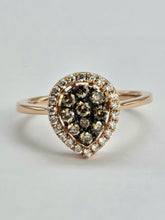 Cargar imagen en el visor de la galería, 1424: Vintage: Rare: 18ct Rose Gold Champagne White Diamonds Ring-totally sparkling beauty.