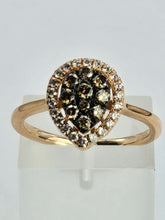 Cargar imagen en el visor de la galería, 1424: Vintage: Rare: 18ct Rose Gold Champagne White Diamonds Ring-totally sparkling beauty.