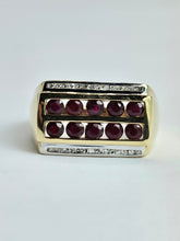 Cargar imagen en el visor de la galería, 1468: Vintage: 9ct Gold 10 Rubies Diamonds Geometric Set Cocktail Ring- Statement weight, gorgeous stones